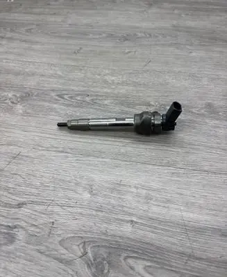 BMW 3 F30 F35 F31 Fuel injector 0445110743 8514148