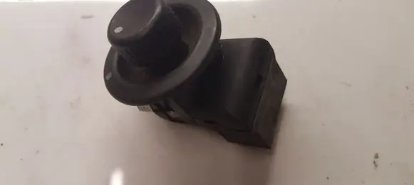 Renault Espace II Wing mirror switch