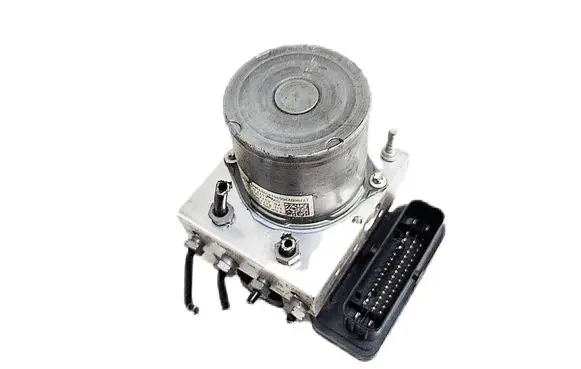 Mercedes-Benz CLA C117 X117 W117 ABS Pump A1779002305