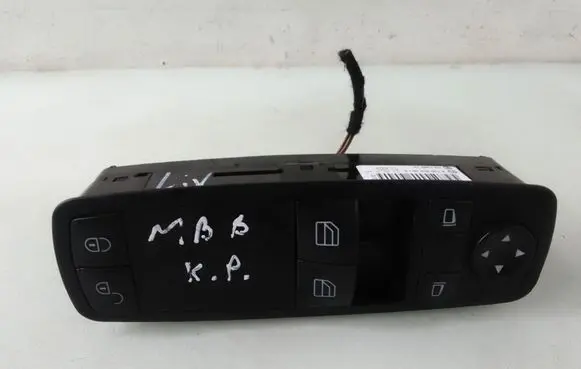 Mercedes-Benz B W245 Electric window control switch A1698206910
