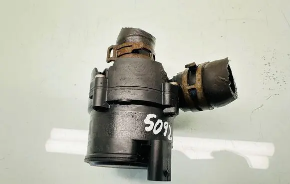 Volkswagen Jetta VI Electric auxiliary coolant/water pump 5c0965561