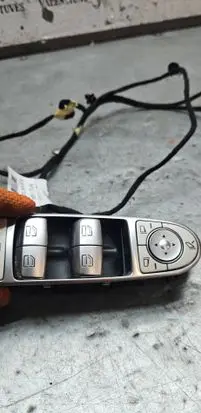 Mercedes-Benz GLC X253 C253 Electric window control switch A2059056811