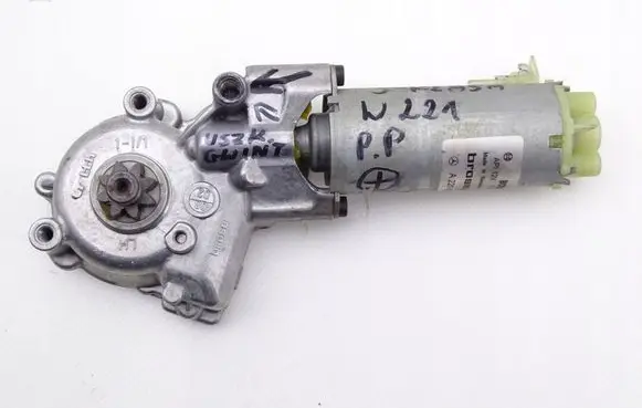 Mercedes-Benz S W221 Seat adjustment motor 0130002581