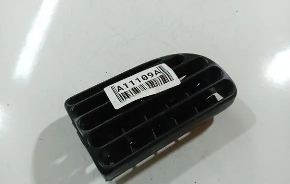 Peugeot 406 Dash center air vent grill 2233497