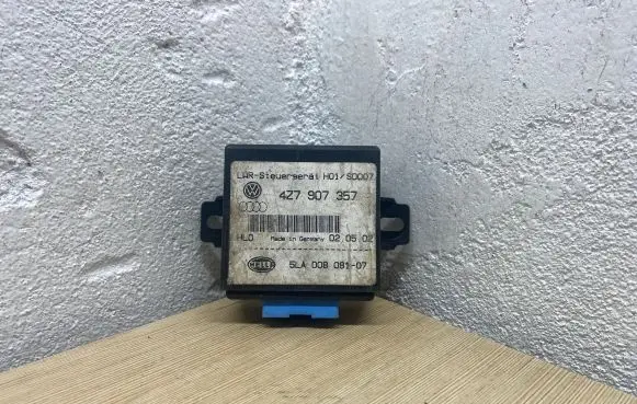 Audi A8 S8 D2 4D Light module LCM 4Z7907357 5LA00808107