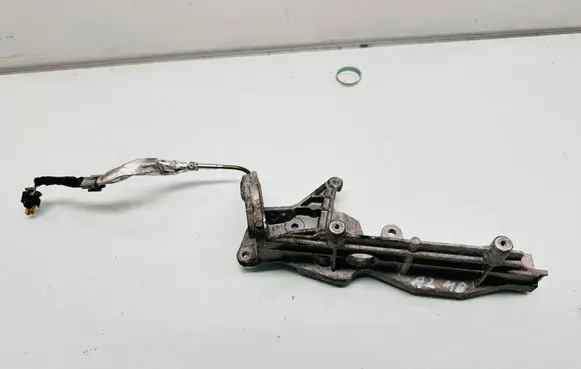 Mercedes-Benz CLA C117 X117 W117 EGR valve cooler bracket A6510942727