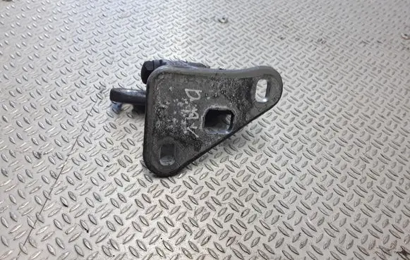 Mercedes-Benz E W211 Front door upper hinge