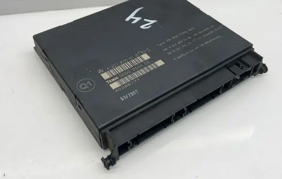 Mercedes-Benz S W221 Seat control module A2218706187 A2218708386 A2214422411