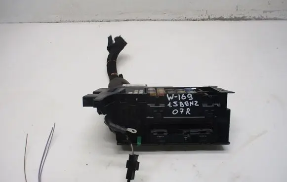 Mercedes-Benz A W169 Fuse box set