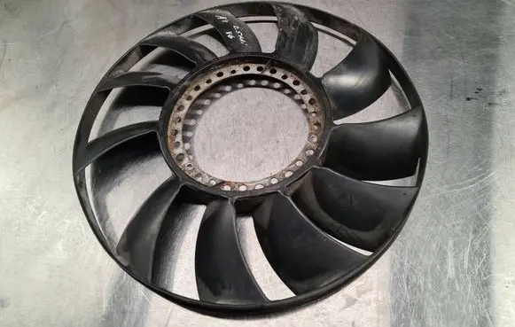 Audi A4 S4 B6 8E 8H Fan impeller 059121301A