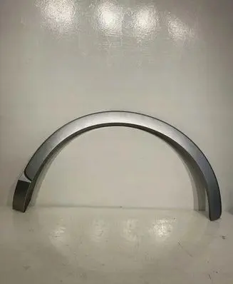 Audi Q3 8U Front arch trim 8U0853817Boe