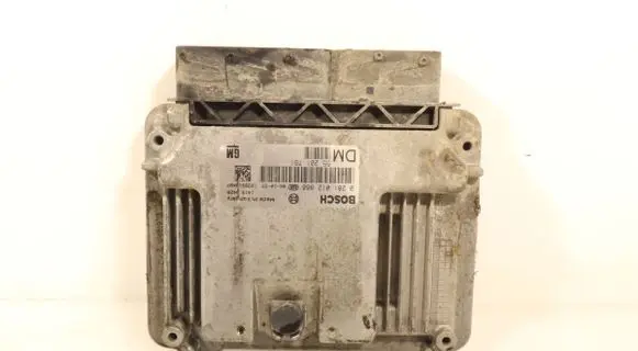 Opel Vectra C Engine control unit/module ECU 0281012868