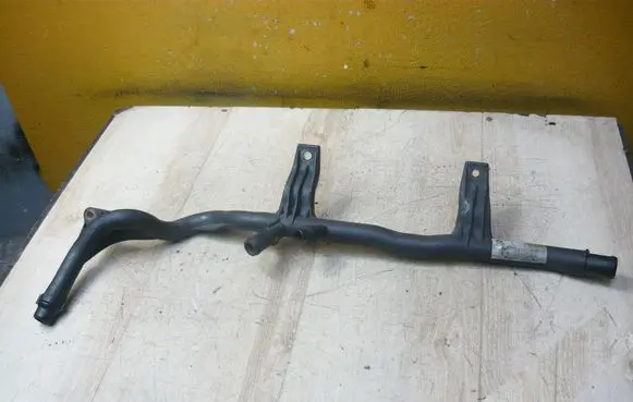 BMW 5 E60 E61 Engine coolant pipe/hose 7552406