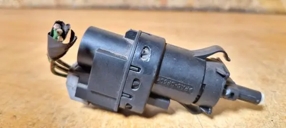 Ford Focus C-MAX Brake pedal sensor switch 3m5t13480ab