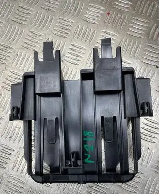 BMW 5 F10 F11 Engine control unit holder 58650910 8508210