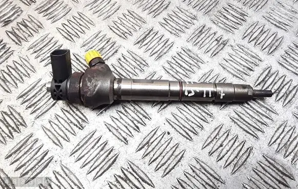 Seat Toledo IV (NH) Fuel injector 0445110473 04l130277ad