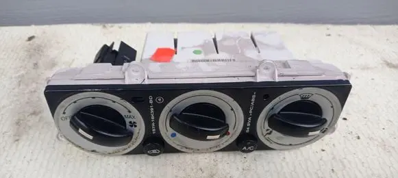 Ford Mondeo Mk III Climate control unit