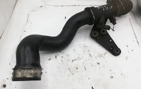 Mercedes-Benz C W203 Intercooler hose/pipe A2035200095 A0041533128