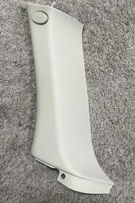 Land Rover Range Rover Sport L320 (C) pillar trim AH32243W10AAW 63124010101