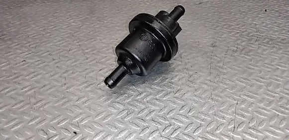 Skoda Fabia Mk2 (5J) Valve vacuum 6QE906517 2580116B