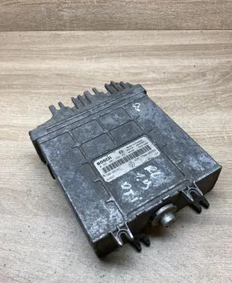 Renault Laguna I Engine control unit/module ECU 7700105952 7700108382 0281001766