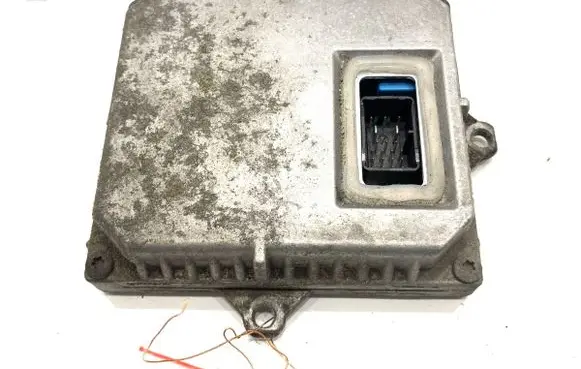 BMW 6 E63 E64 Voltage converter/converter module 1307329074