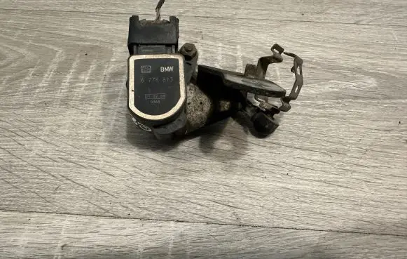 BMW 1 E81 E87 Headlight/headlamp level sensor 6778813