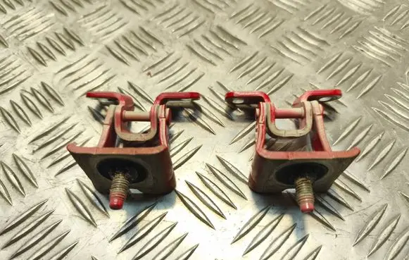 Skoda Fabia Mk3 (NJ) Loading door hinge set 5G6827301R