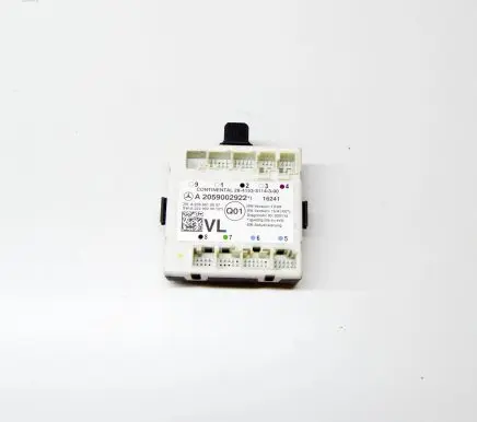 Mercedes-Benz C W205 Door control unit/module A2059010007 A2059002922