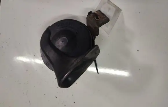 Volvo S60 Horn signal 0091001