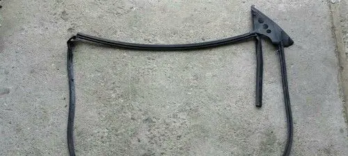 Audi A5 8T 8F Front door rubber seal 8T0837911