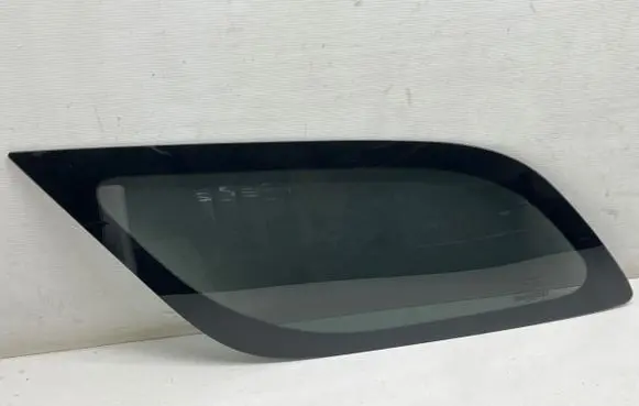 Dodge Durango III Rear side window 55399267AE 00016