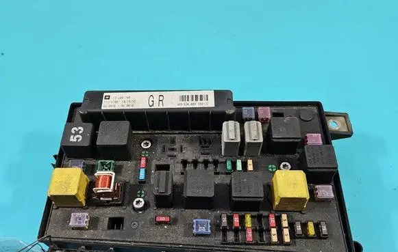 Fuse box set