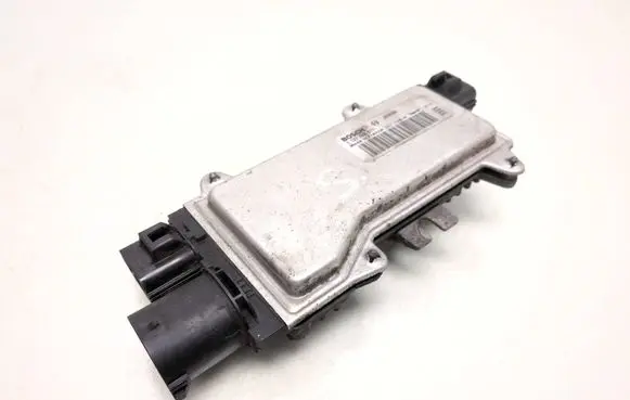 Chevrolet Captiva Coolant fan relay 20787305 1137328617