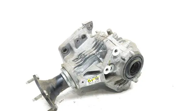 Gearbox transfer box case