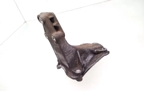 Volkswagen Golf II Engine mounting bracket 191199354C
