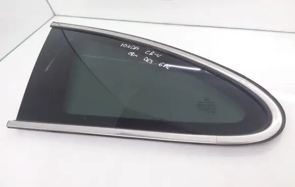 Honda CR-V Rear side window AS3