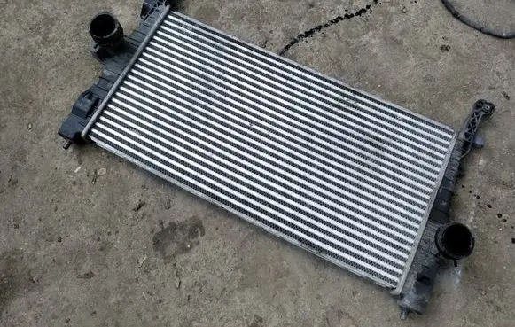 Hyundai Sonata Intercooler radiator