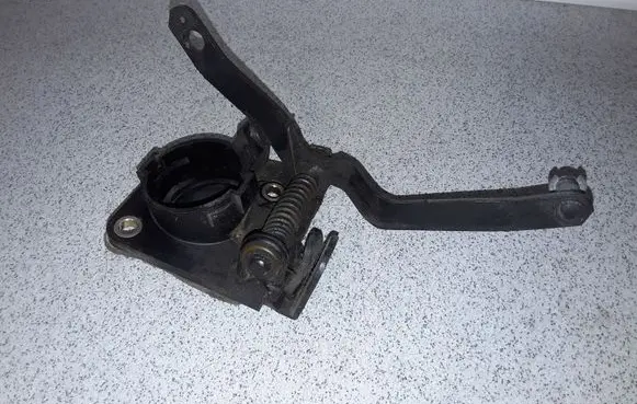 BMW 3 E36 Accelerator throttle pedal bracket 32311159760