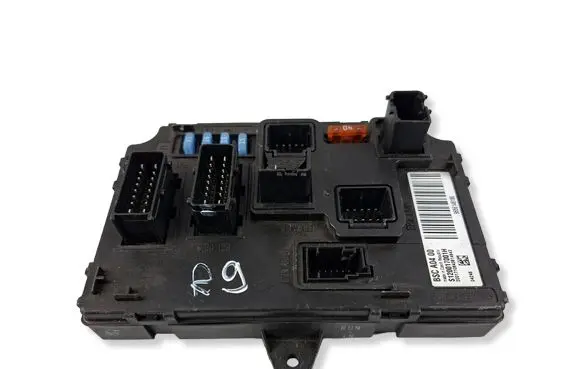 Peugeot 407 Fuse module 9656148180 S120017001H