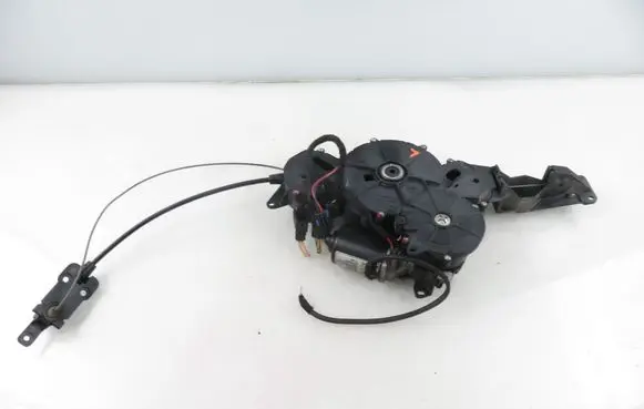 Citroen C8 Sliding door lock 18113890 1489111080