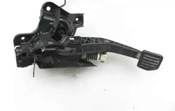 Ford Mondeo MK IV Clutch pedal BG917B633AGA