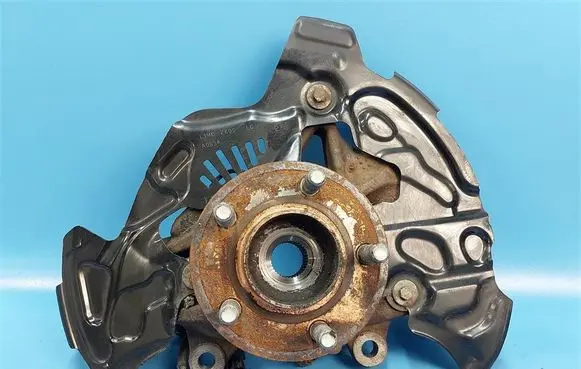 Front wheel hub spindle knuckle