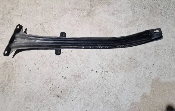 Mercedes-Benz E C207 W207 Other engine bay part A2046280124