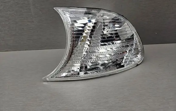 BMW 3 E46 Front indicator light 7165857 63137165857