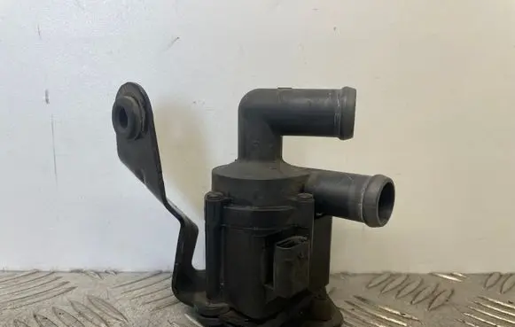 BMW 5 F10 F11 Electric auxiliary coolant/water pump 9167207 9167206