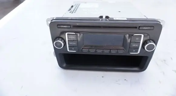 Volkswagen Caddy Radio/CD/DVD/GPS head unit 5K0035156A