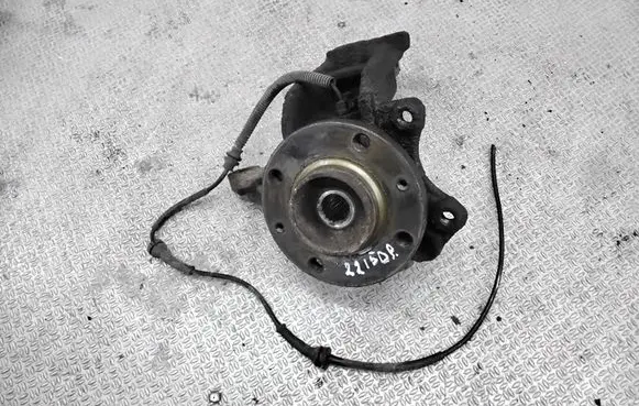 Citroen C3 Pluriel Front wheel hub