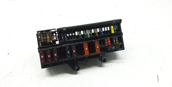 BMW 7 E65 E66 Fuse module