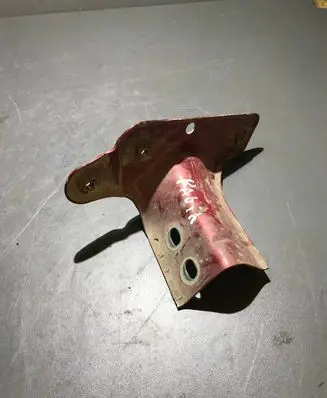Skoda Fabia Mk2 (5J) Fender mounting bracket 5J0821142 2108FH1CZ